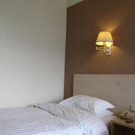 Anyi 158 Hotel Chengdu East Ma Peng 外观 照片