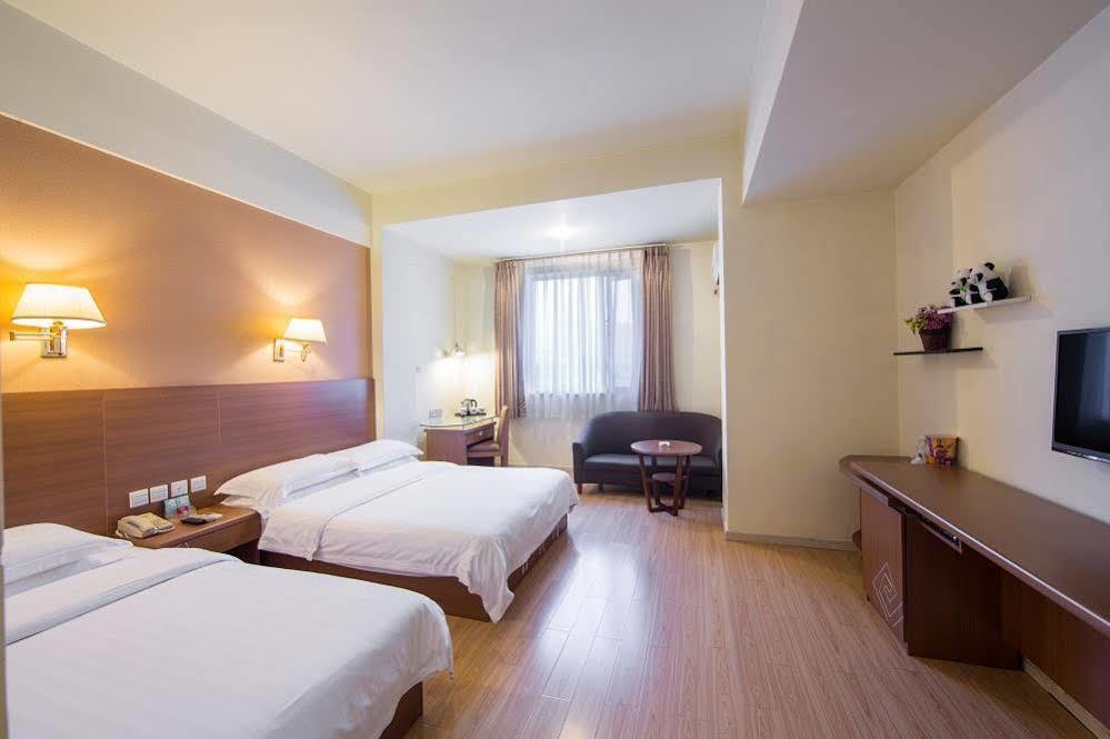Anyi 158 Hotel Chengdu East Ma Peng 外观 照片